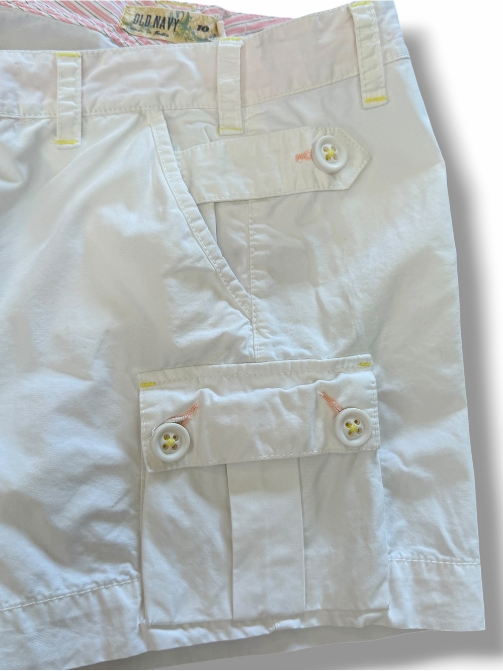 Old Navy Vintage Y2K Cotton White Pink Low Waisted Low Rise Cargo Shorts size 10 - Picture 4 of 5